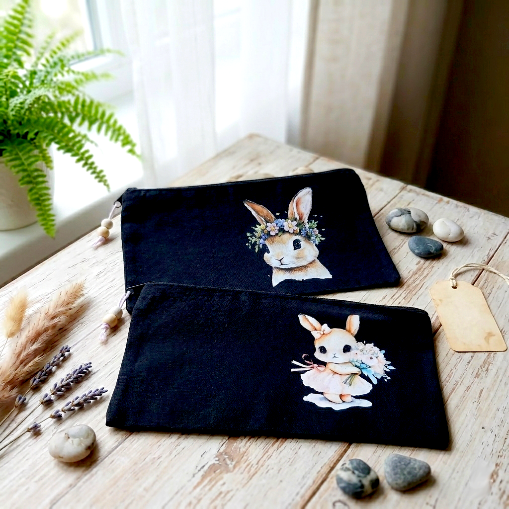 Látková taštička se zajíčkem s čelenkou s květy